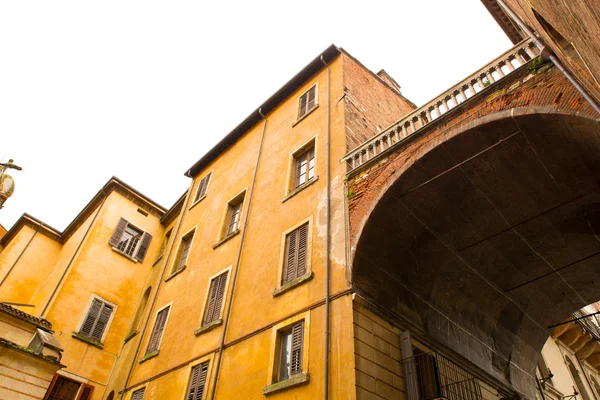 Historic architecture in Verona — Stock Photo, Image